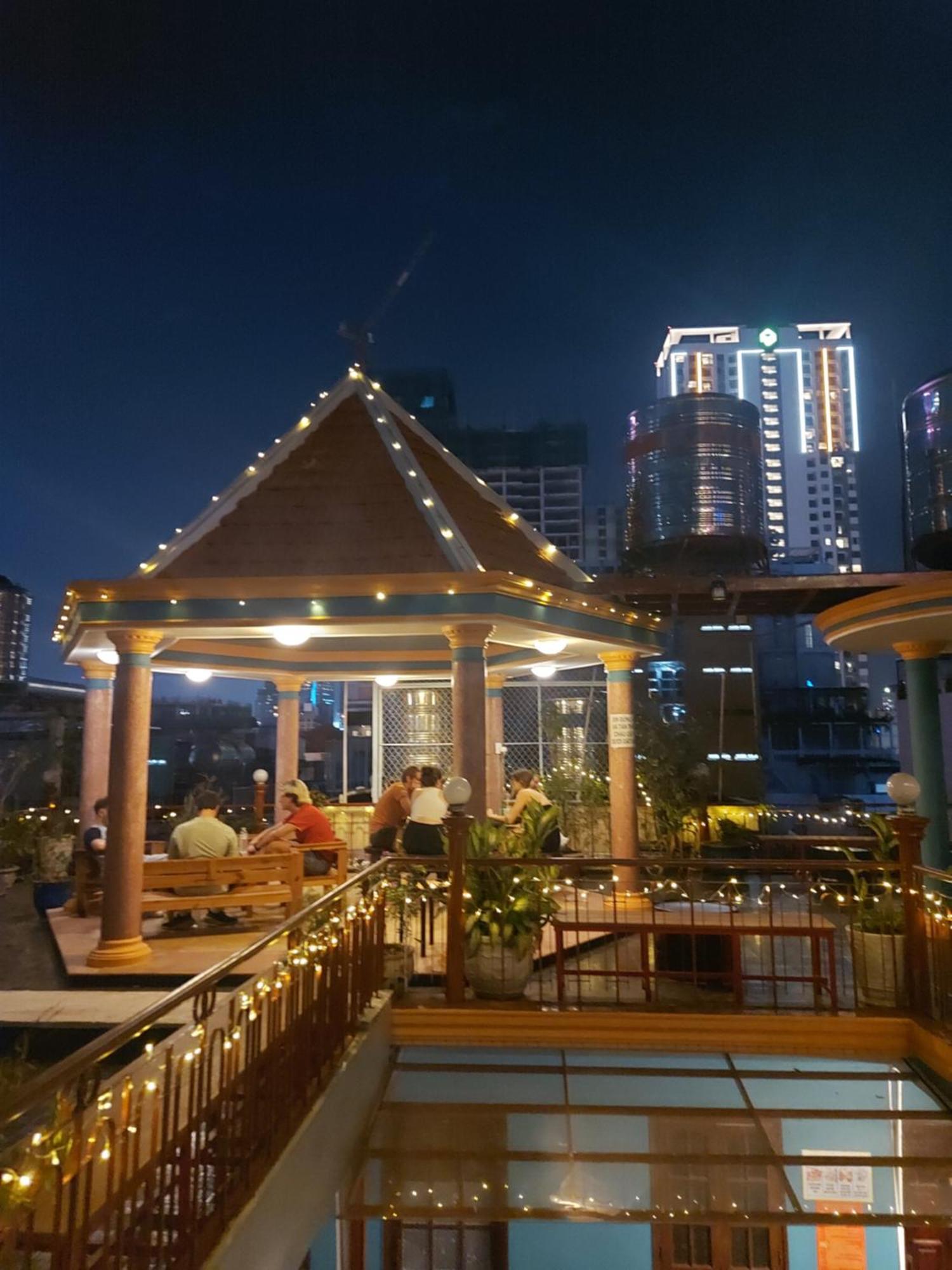 Saigon Rooftops Hostel Ho Chi Minh City Exterior photo